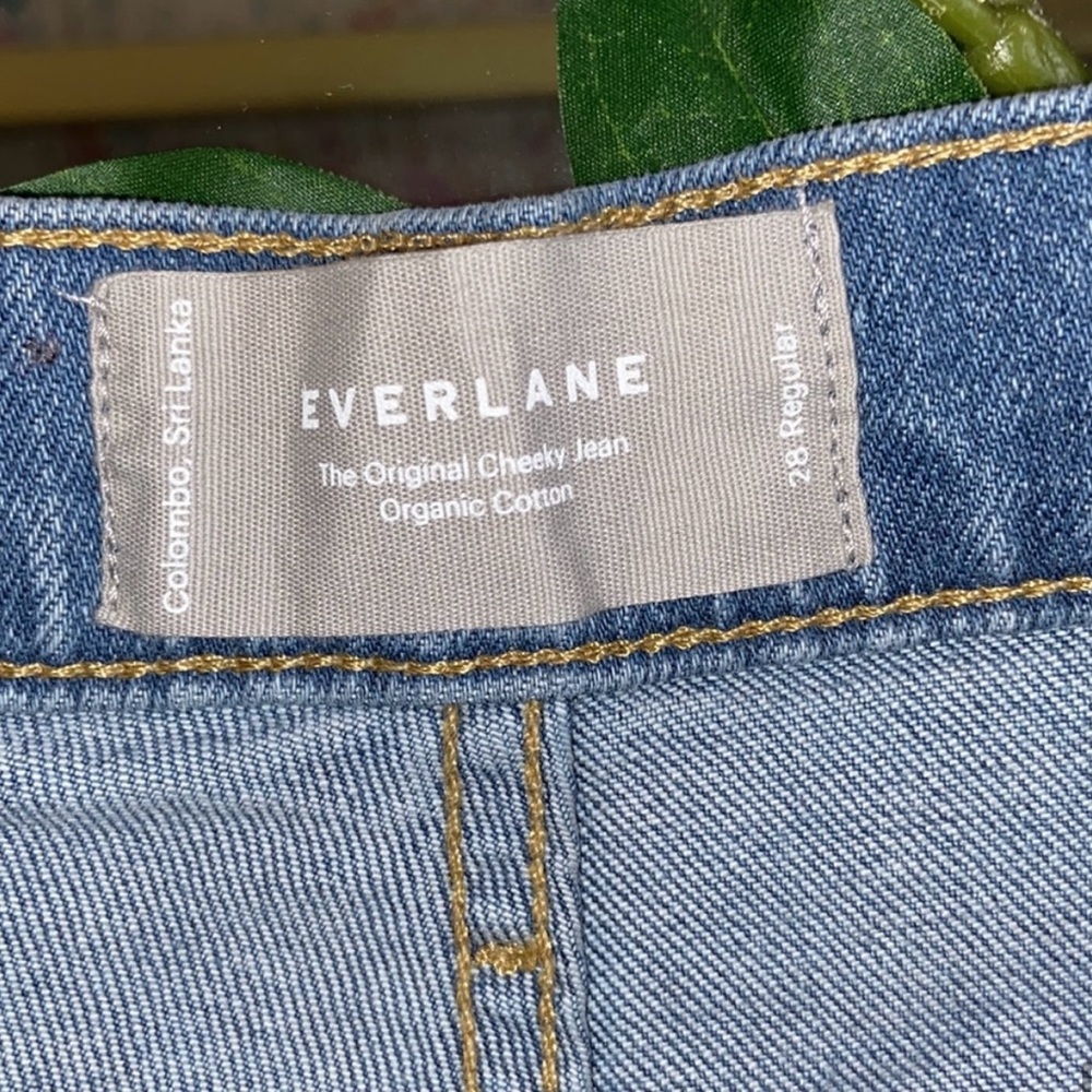 Everlane - The Original Cheeky Jean - Size 28 Regular - Picture 5 of 12